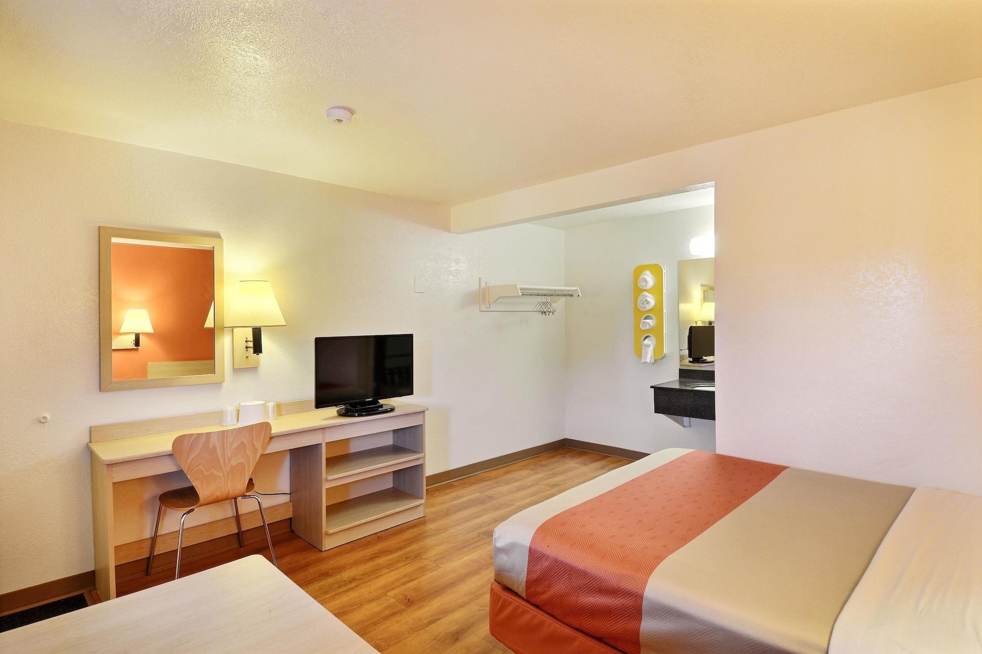 Travelodge By Wyndham Brattleboro Vt מראה חיצוני תמונה